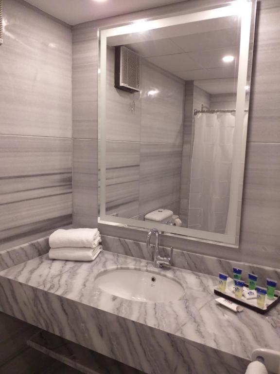 Aida Beach Hotel & Apartments - เอลอาลาเมน ภายนอก รูปภาพ